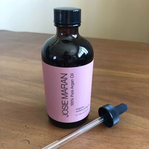 6oz bottle Josie Maran 100% Argan Oil